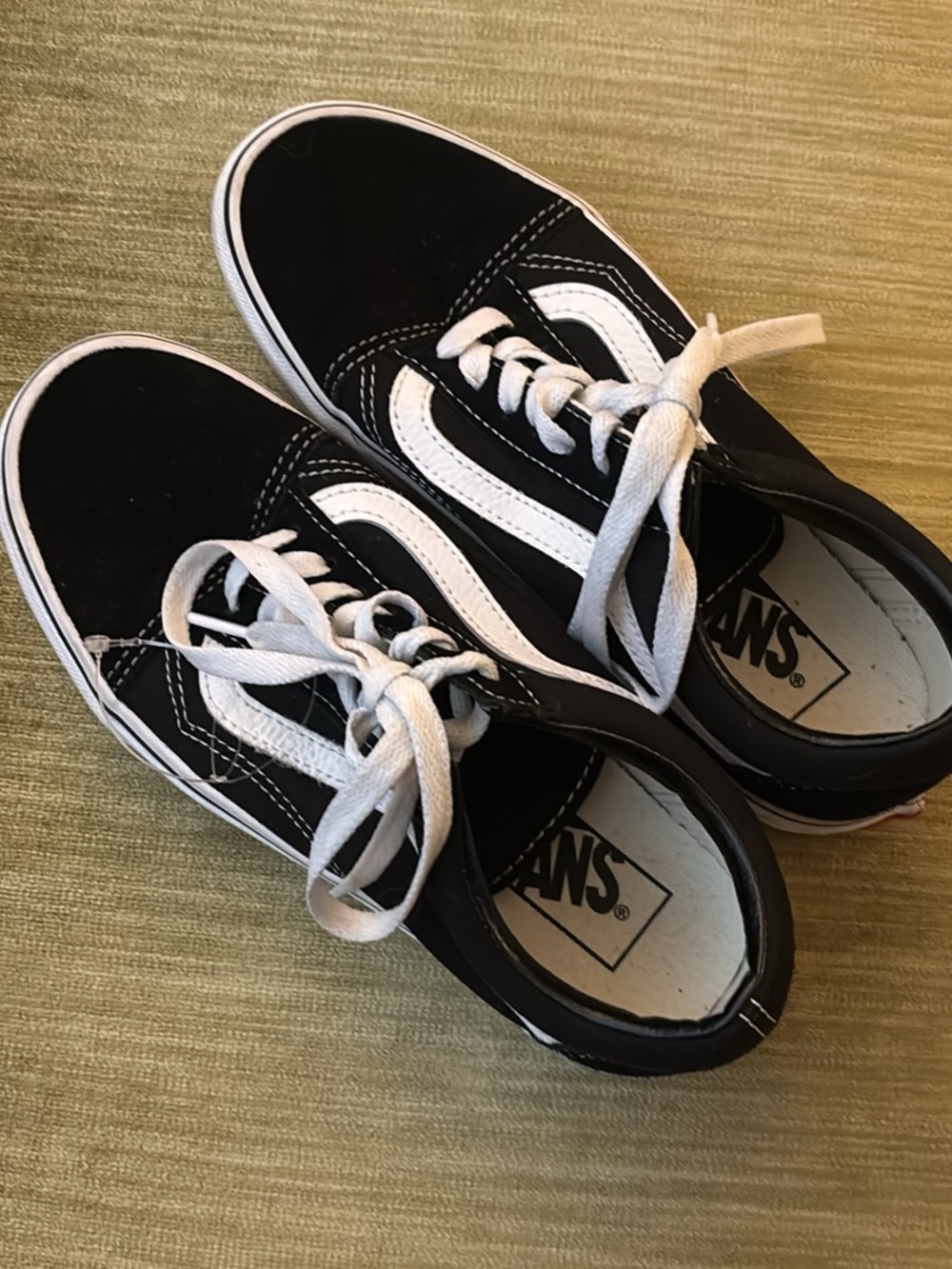 Vans Men's Black and White Low Top Skate Sneakers